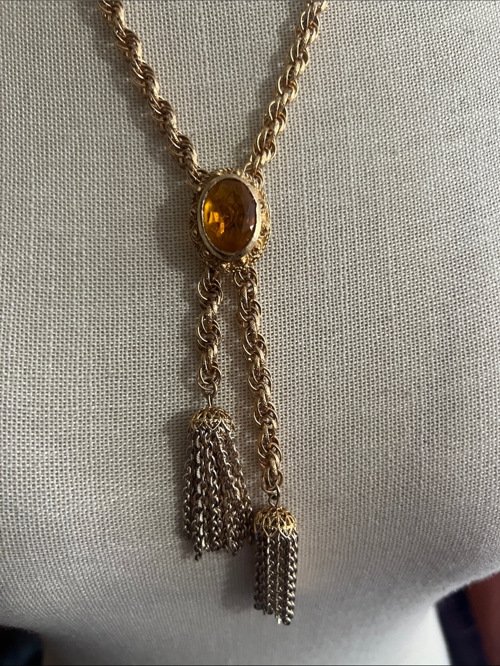 Vintage Gold Chain & Tassel Adjustable Necklace - Picture 4 of 12